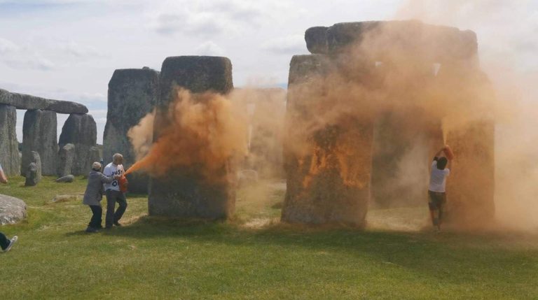 Stonehenge Terrorists Cry About Being Taunted by Group of American Men