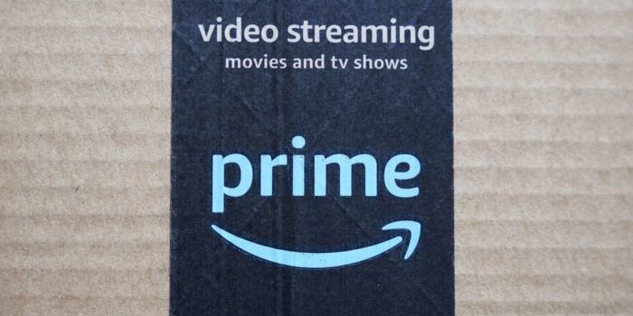 Amazon Prime cardboard shipping box label