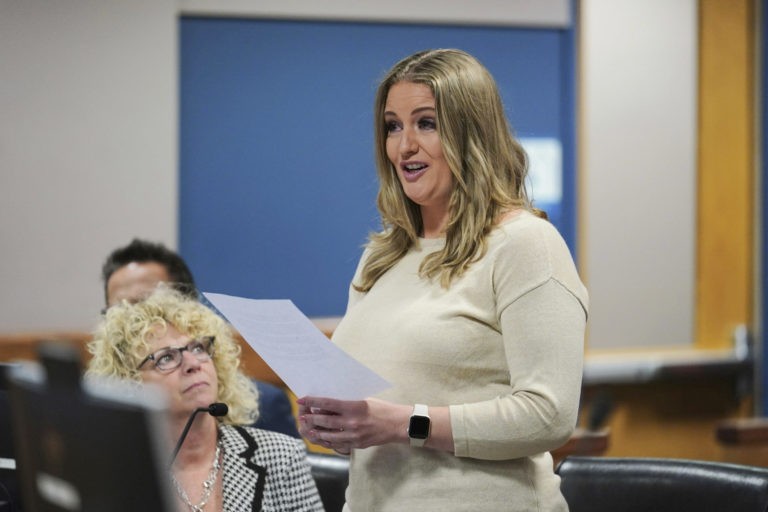 Ex-Trump Lawyer Ellis Again Throws Co-Defendants Under the Bus in Ariz. Lawfare Case