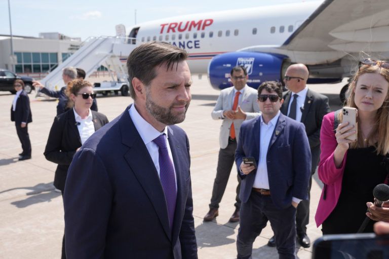 Vance Encounter: Trump’s VP Pick Dings Kamala over Media Silence at Wisc. Tarmac Run-In