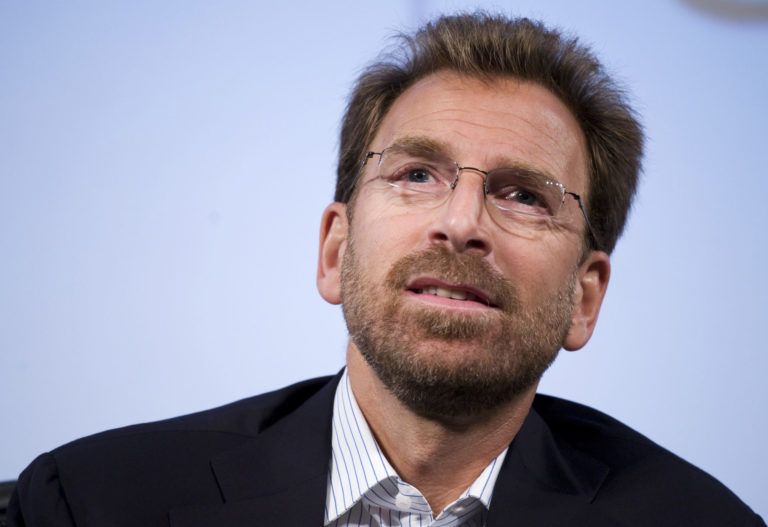 Edgar Bronfman Jr. Withdraws Paramount Offer, Allowing Skydance Merger to Proceed
