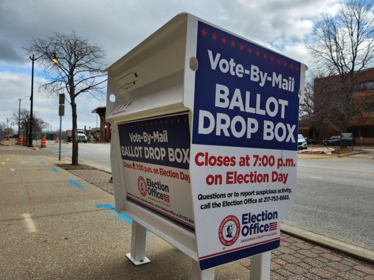 Lawyers PAC Funnels over $1 Million to Illinois Democrats
