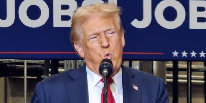 Donald Trump delivers a speech in Mint Hill, N.C. / PHOTO: Ben Sellers, Headline USA - ALL RIGHTS RESERVED