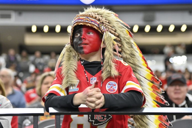 Deadspin Fails to Get Defamation Suit Thrown Out after ‘Blackface’ Hoax