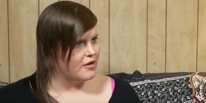 Man Harasses Hooters, Becomes a ‘Woman,’ and Sues After Job Denial
