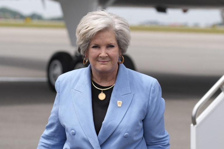 White House Chief of Staff Susie Wiles has Breast Cancer but Will Keep Working Through Treatment