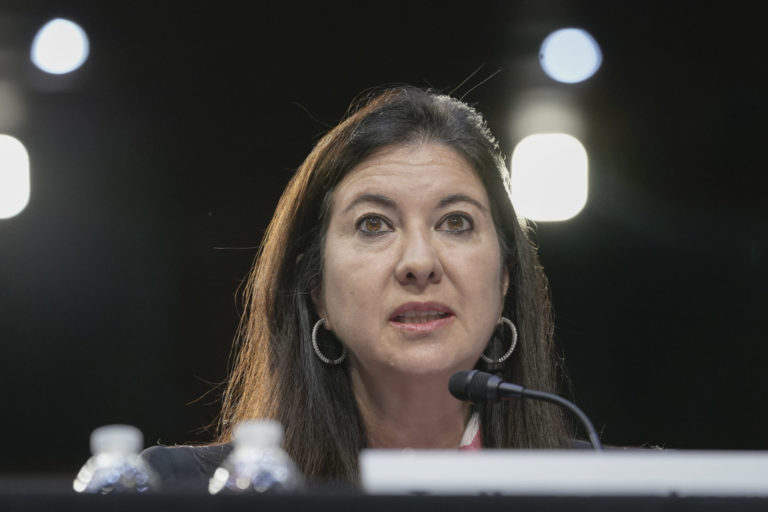 Top Fed Official Insists on Independence, Despite Seeing Donations Break 91% for Dems