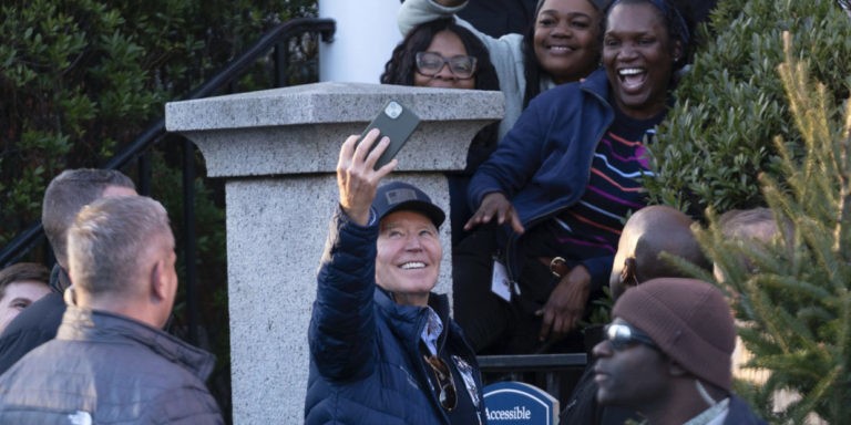 Out of the Picture: Staffers Furious as Biden Snubs Photo-Ops