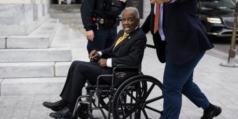 Dem Rep Shouts Down ‘A**hole’ Photographer Amid Dementia Concerns