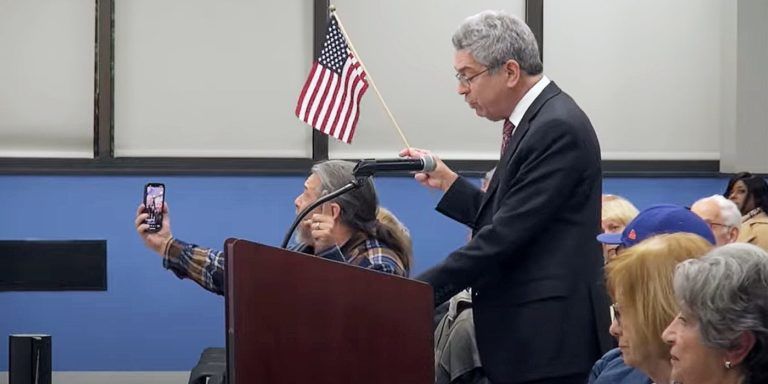 N.J. Town Council that Banned Flags, Constitution Backs Down and Apologizes