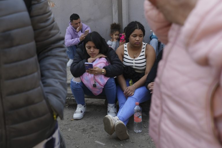 Migrants Avail Themselves of Opportunity for Fresh Start in Mexico