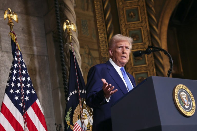 On Easter, Trump Demands Iran ‘Open the F*cking Strait’ or ‘Live in Hell’