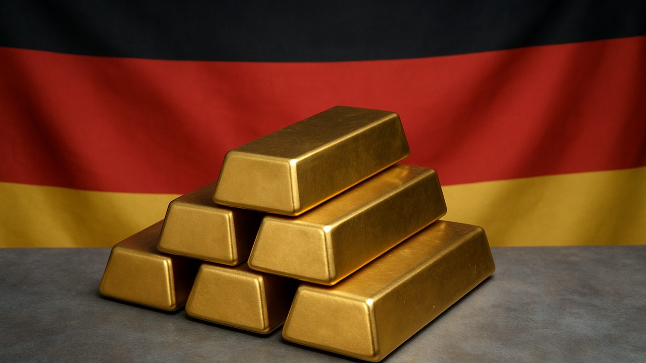 Germans Demand Bring Our Gold Home!