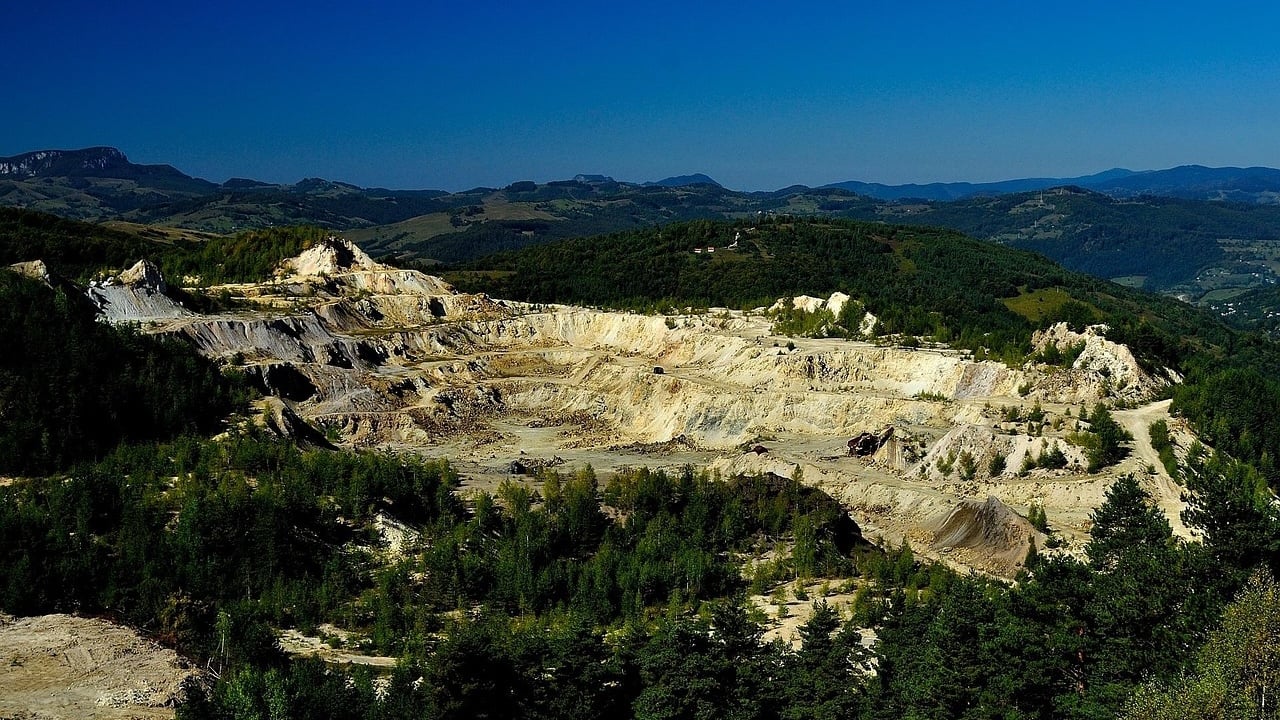 Peak Gold? Gold Mine Production Has Plateaued in Recent Years