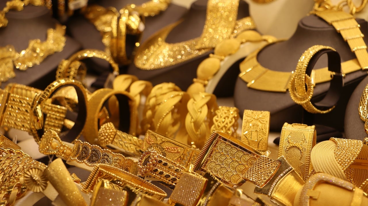 Despite Record Prices, Indians Are Holding on to Their Gold