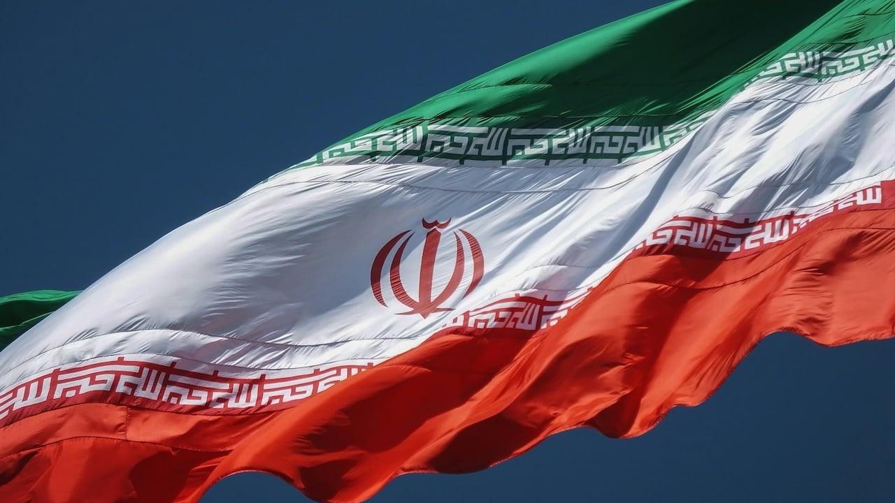 Iranians Turning to Gold as Inflation Runs Rampant