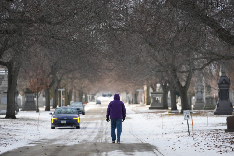 Huge Snowstorm in the Northeast Forces Millions to Stay Home