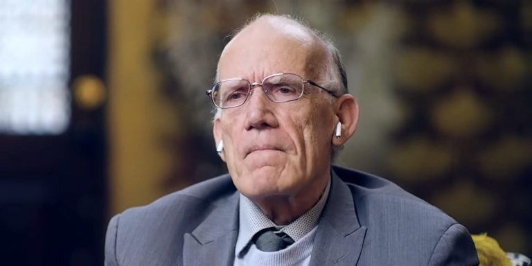 Ex-Sec. of State Reveals Details of Victor Davis Hanson’s ‘Major’ Illness