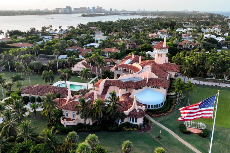 Fighter Jets Scrambled over Mar-a-Lago after Plane Breaches Airspace